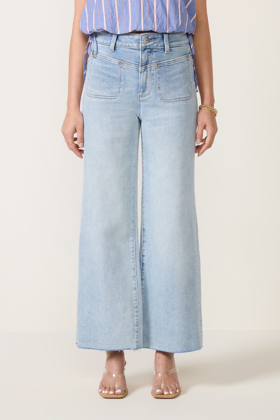 Petite Anessa W/ Front Yoke