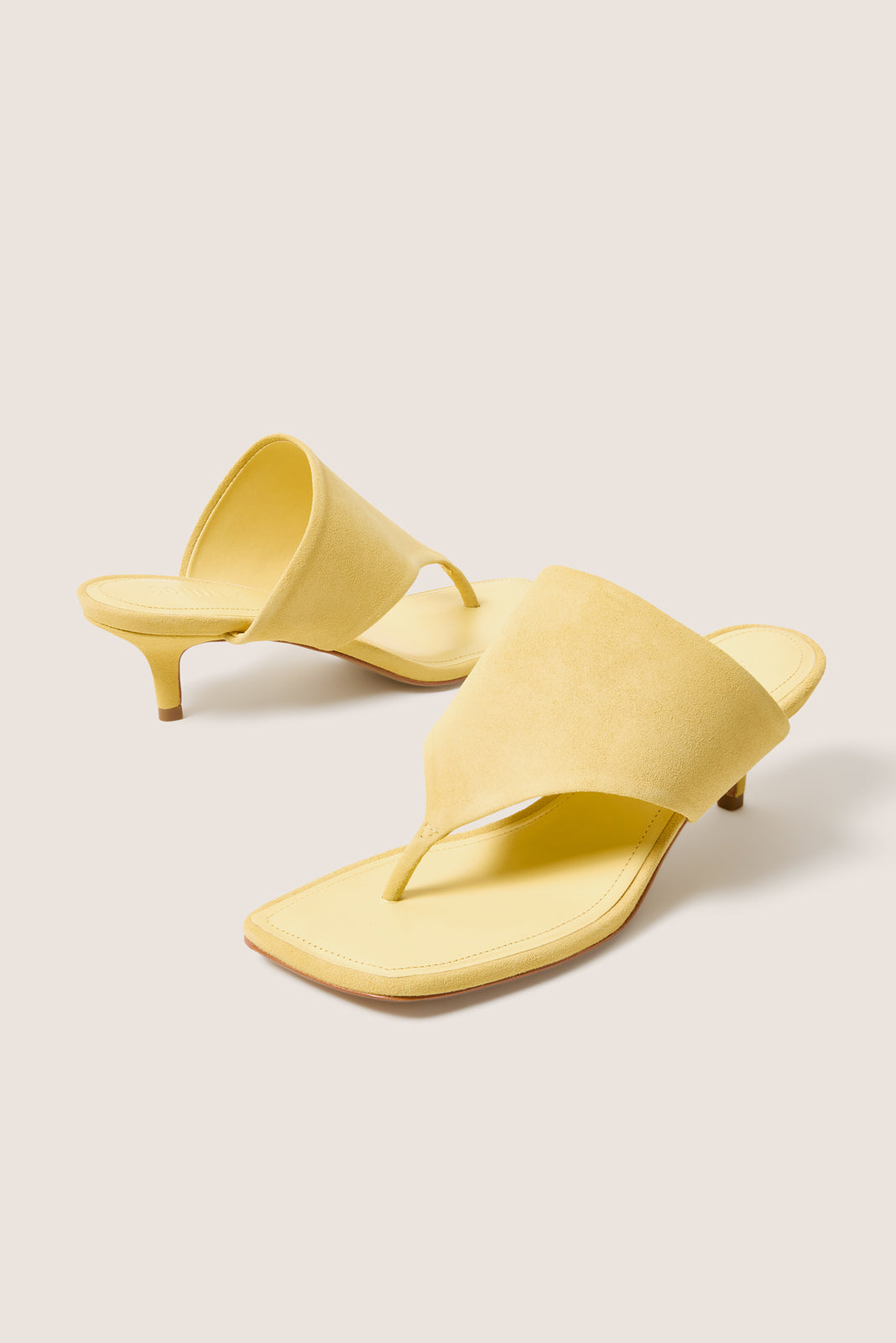 靴 YELLO FUTURA MID HEEL SNEAKERS 靴 YELLO FUTURA MID HEEL SNEAKERS 靴 YELLO FUTURA MID HEEL