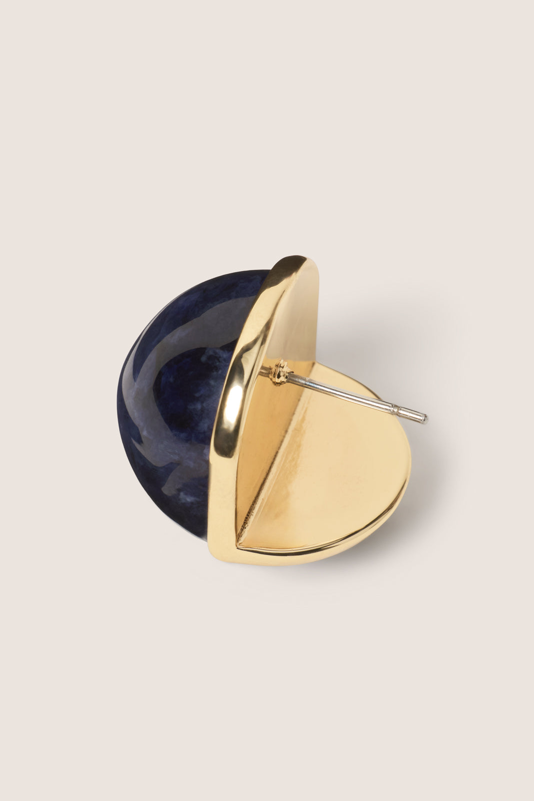 Vida Statement Earring