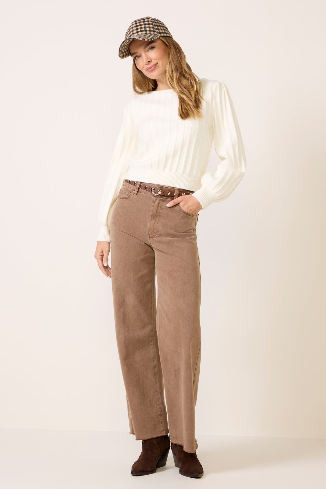 Anessa 31` w Raw Hem Wide Leg Pant