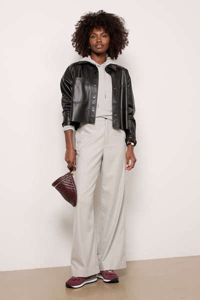 081624_NovCatEcomm_ZJ243991E_3