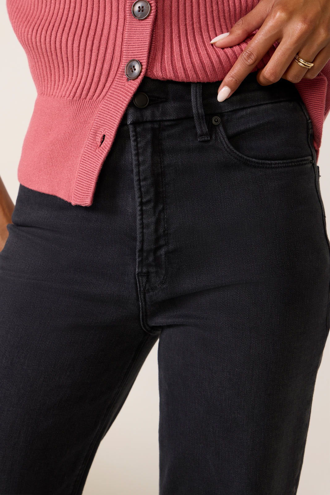 Good True Straight Jean