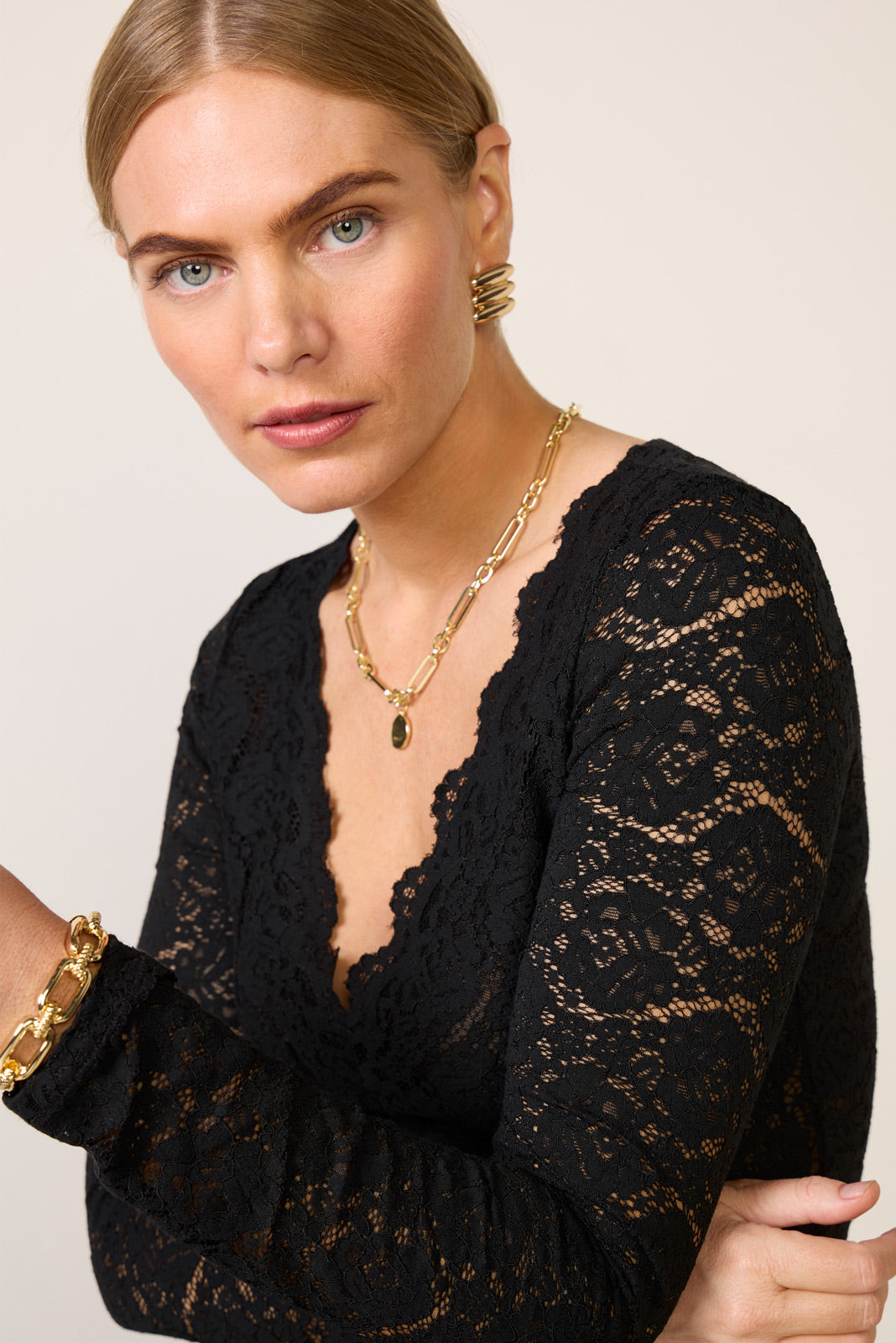ORR 26SSVolume Top／Love moments／ブラックトップス Audrey Lace Top