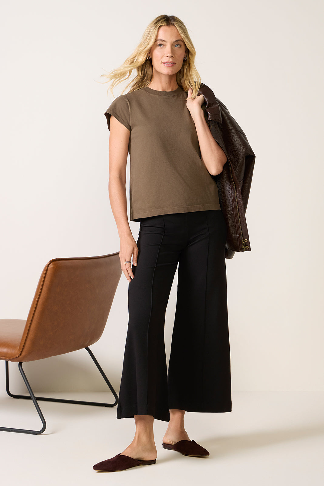 Cropped Ponte Knit Wide Leg Pant