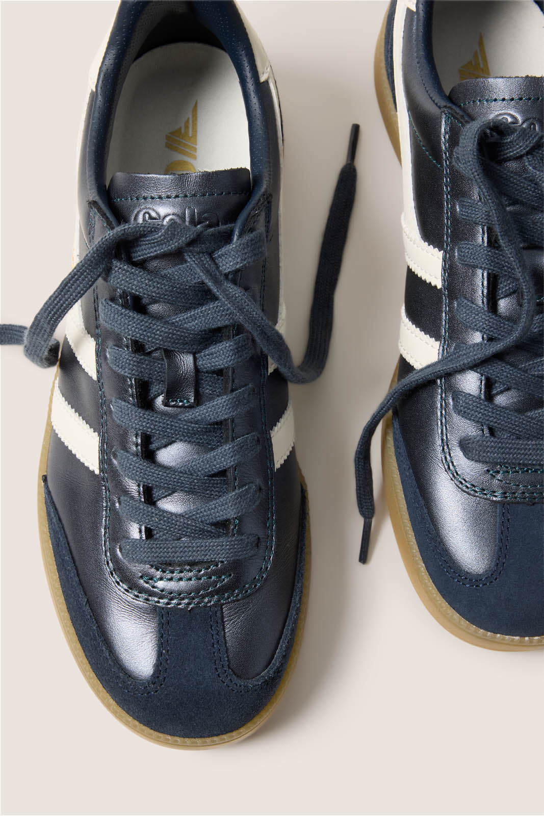Viper Metallic Sneaker