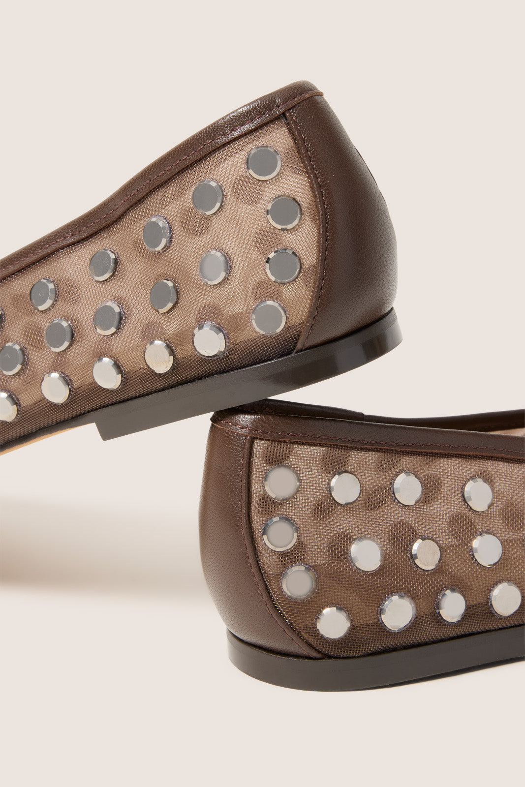 Calia Stud Flat