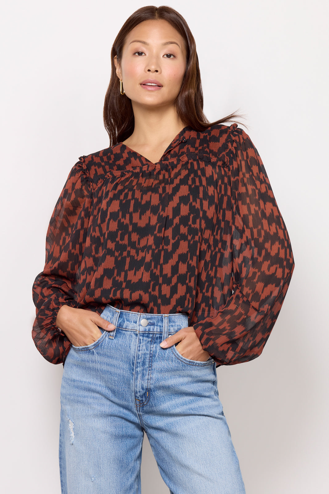 Leo Blouse