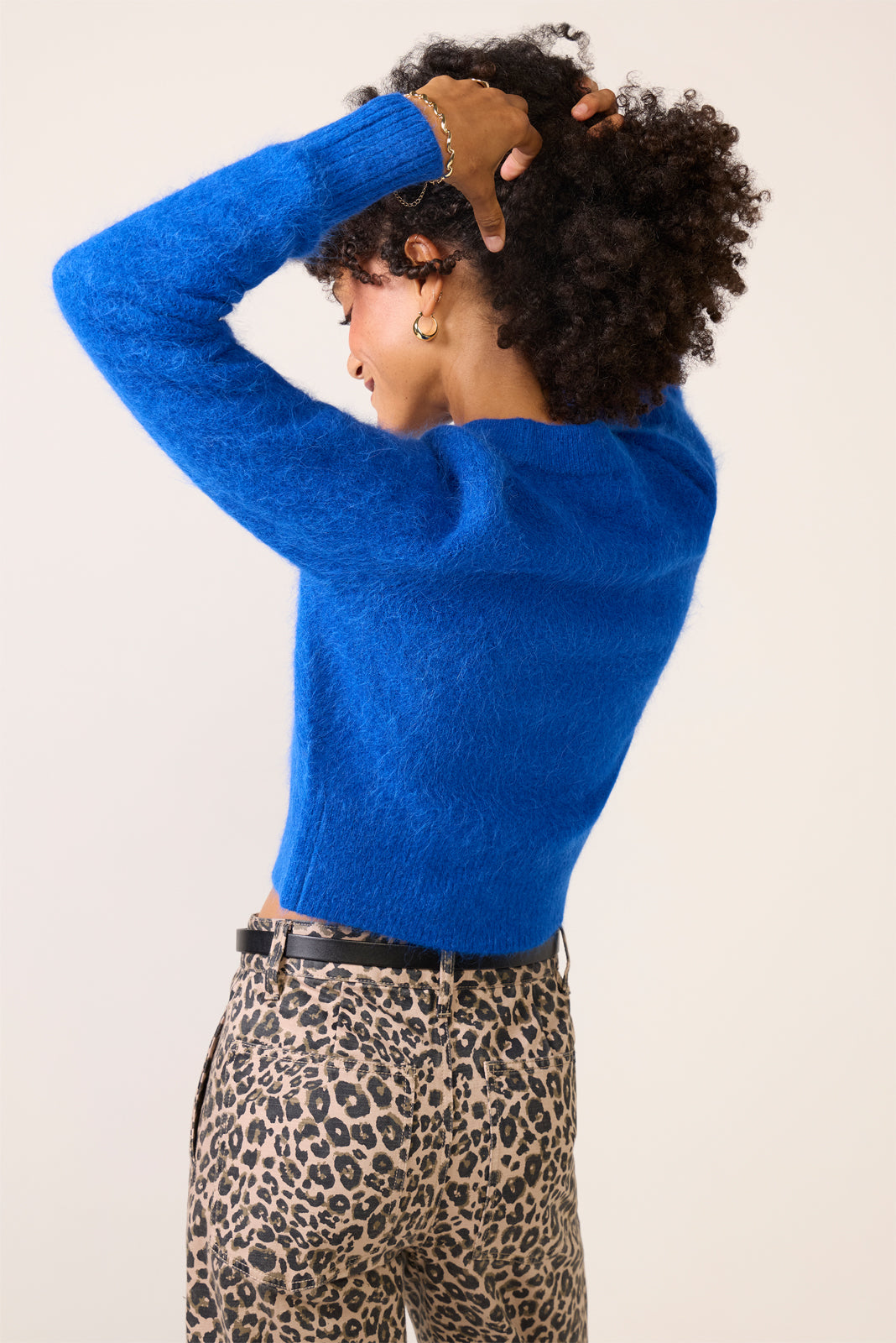 Sara Pullover
