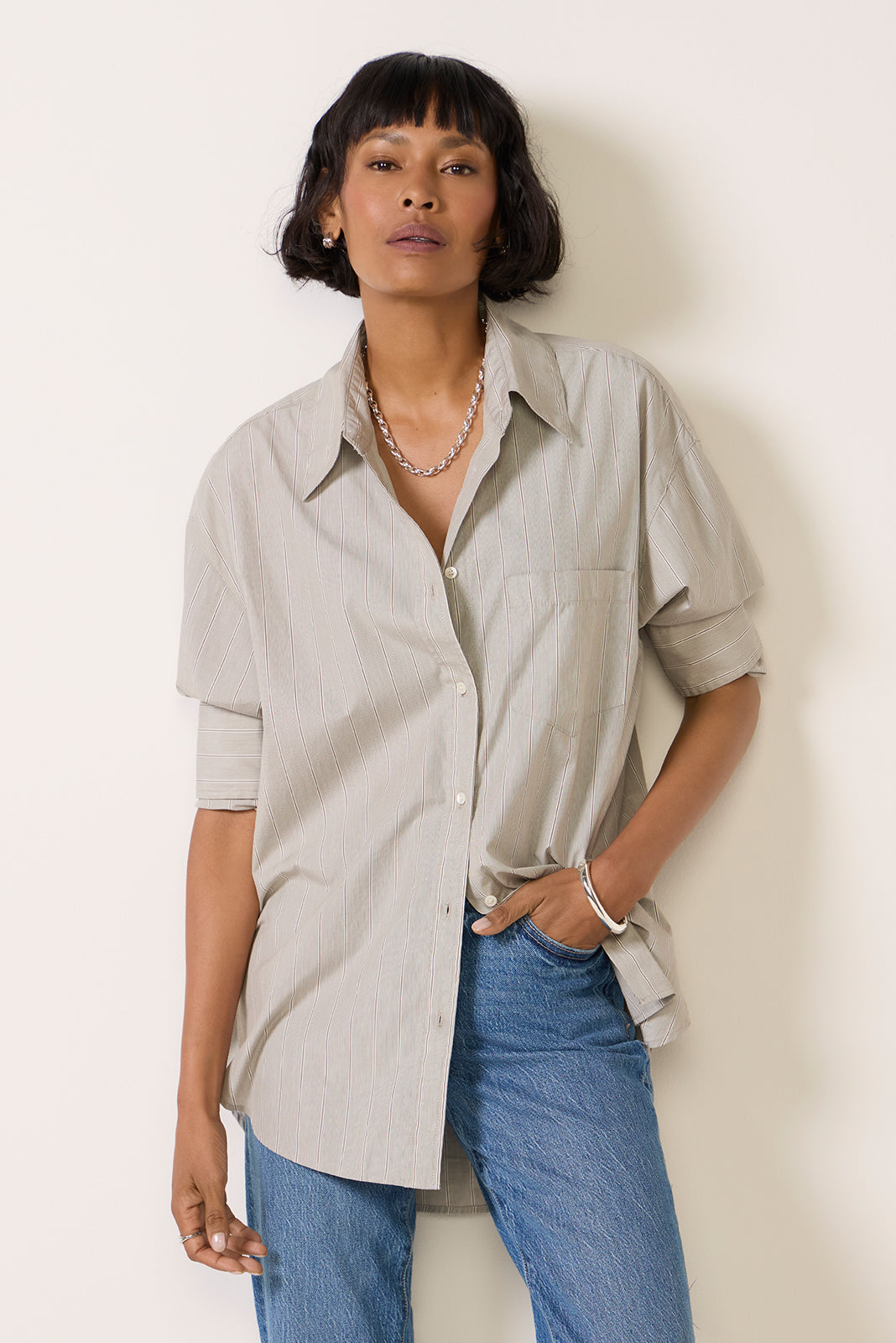 Thea Boyfriend Shirt