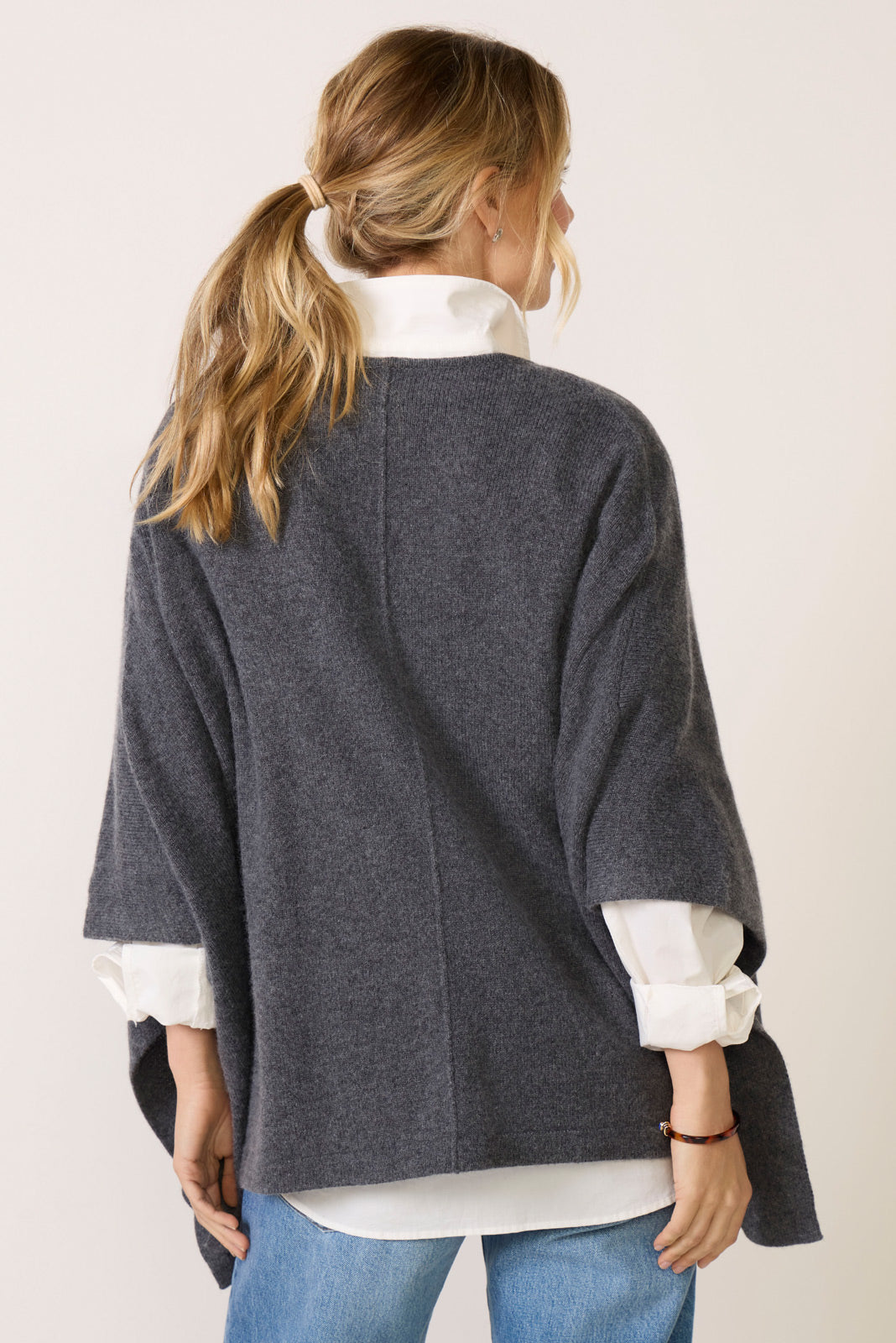 Gia Poncho