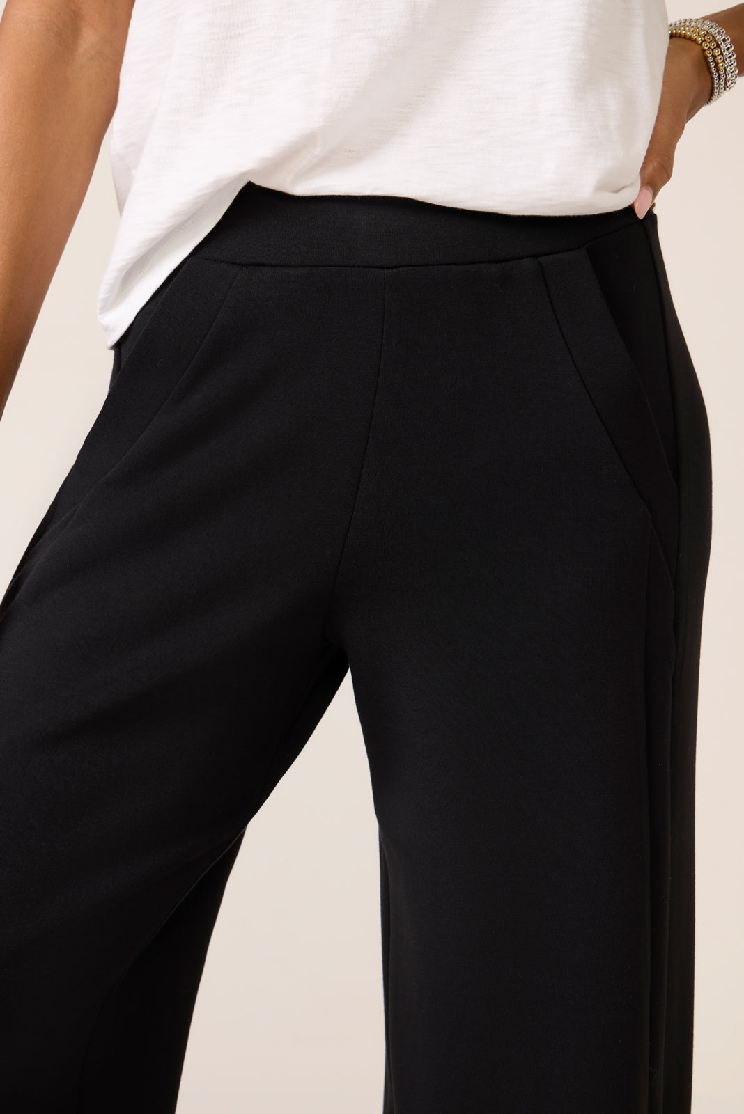 AirEssentials Track Wide Leg Pant