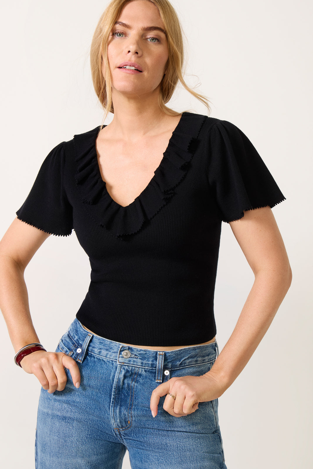 Inaya Pullover