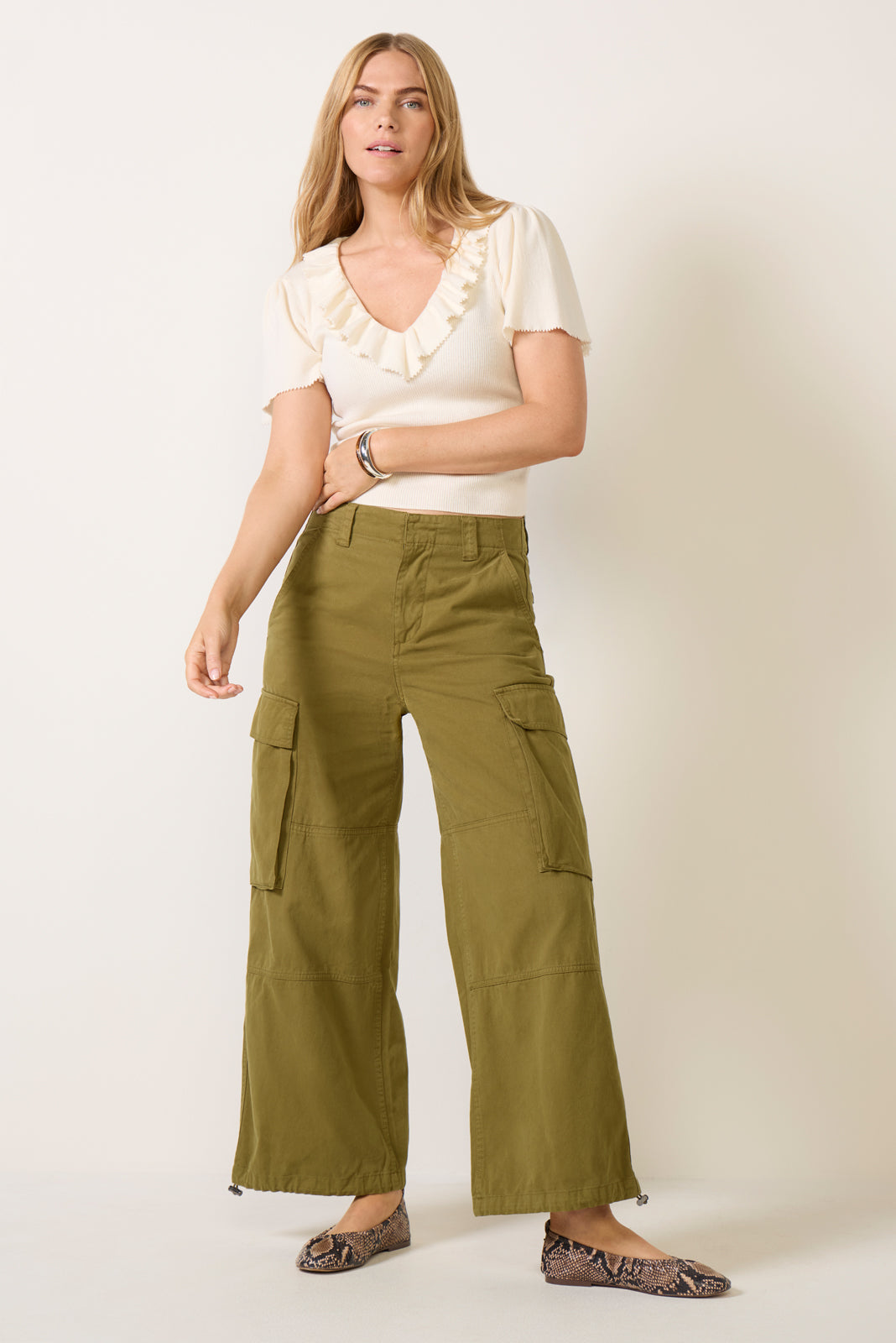 Inaya Pullover