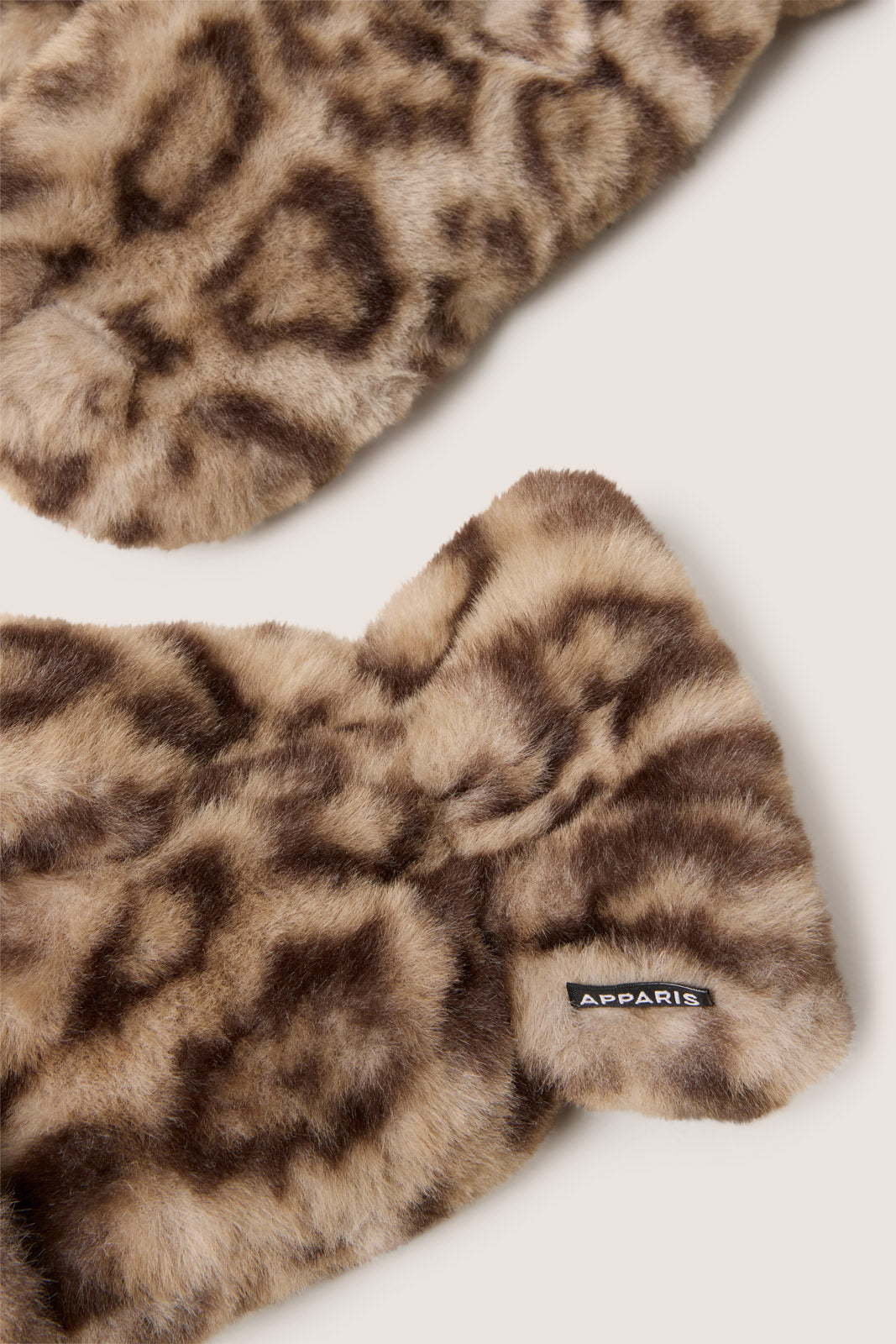 Coco Leopard Mittens