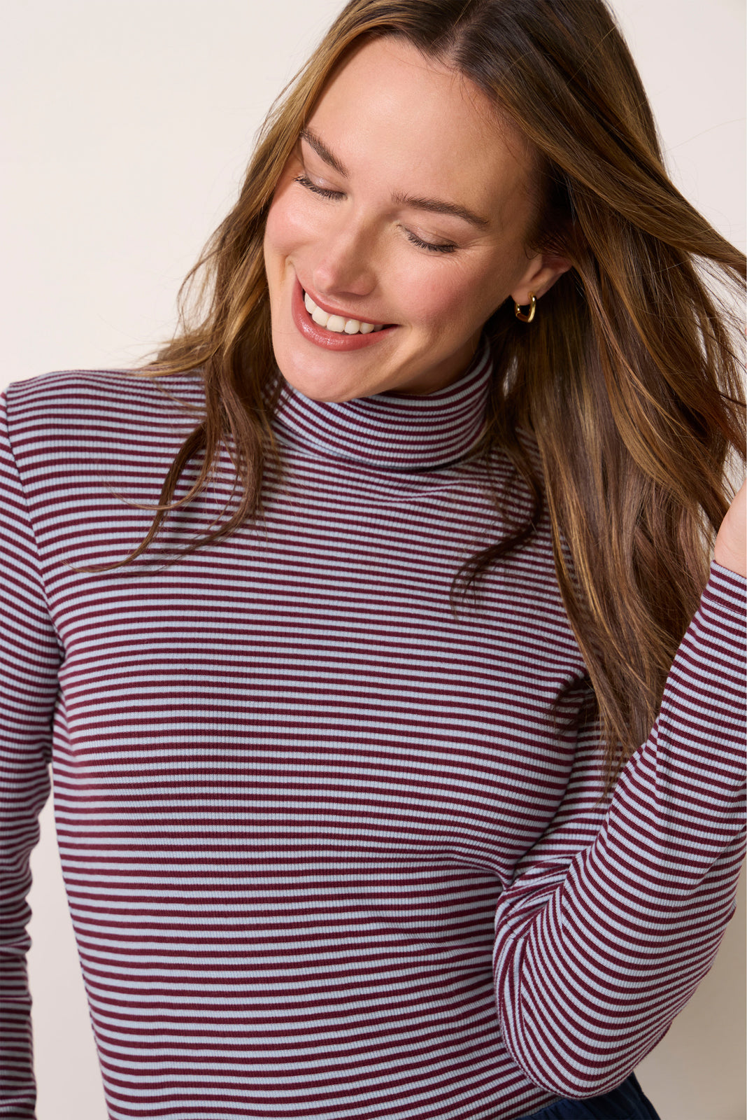 Featherweight Freestyle Turtleneck
