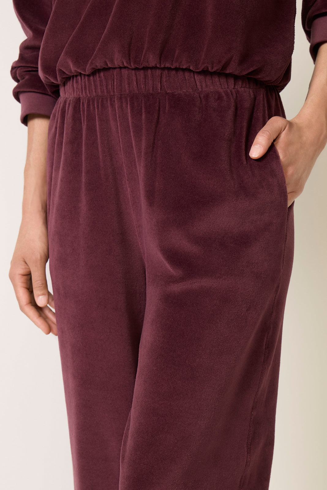 Lucy Velour Jogger