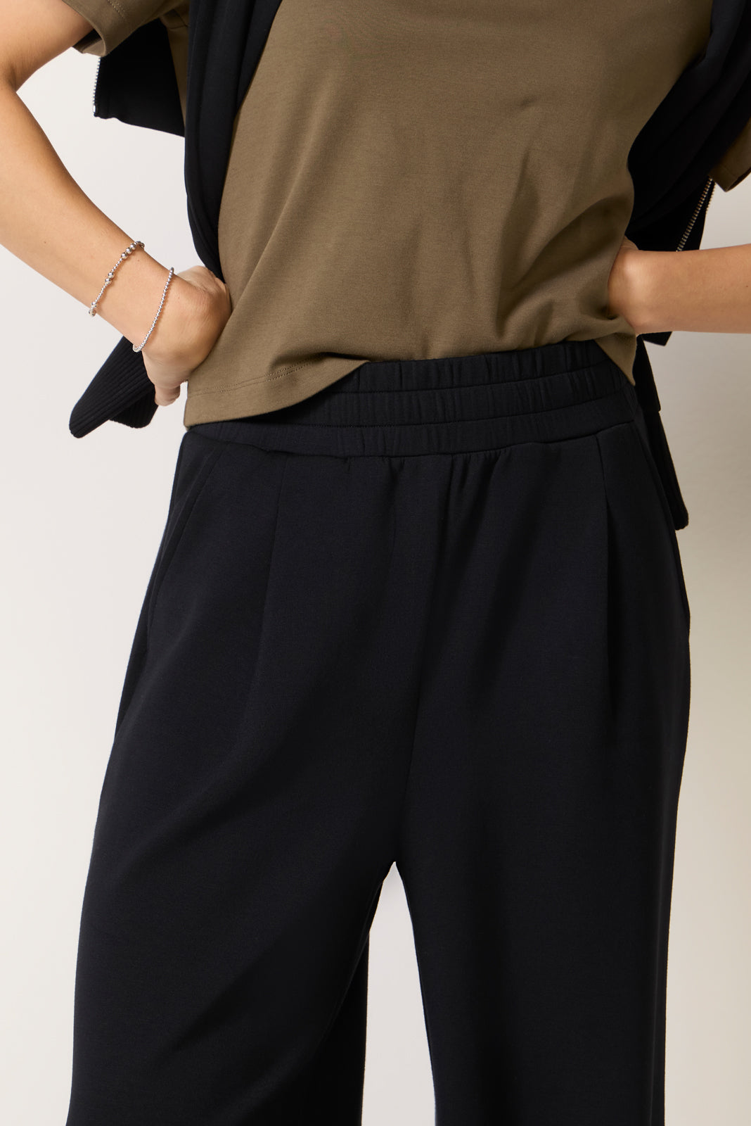 The Extra Wide Leg Pant