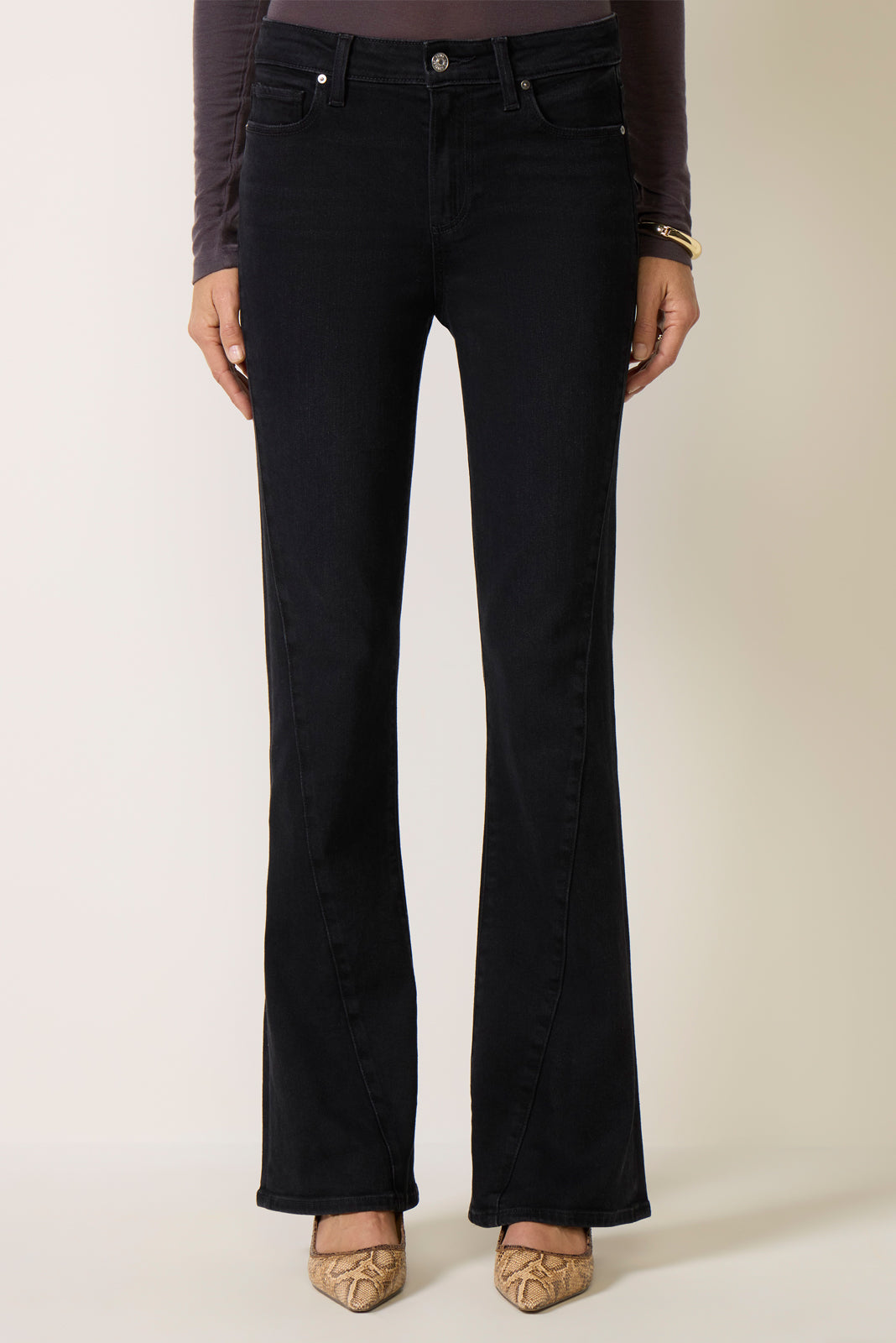 Laurel Canyon 32` W/ Twisted Seam Bootcut Jean