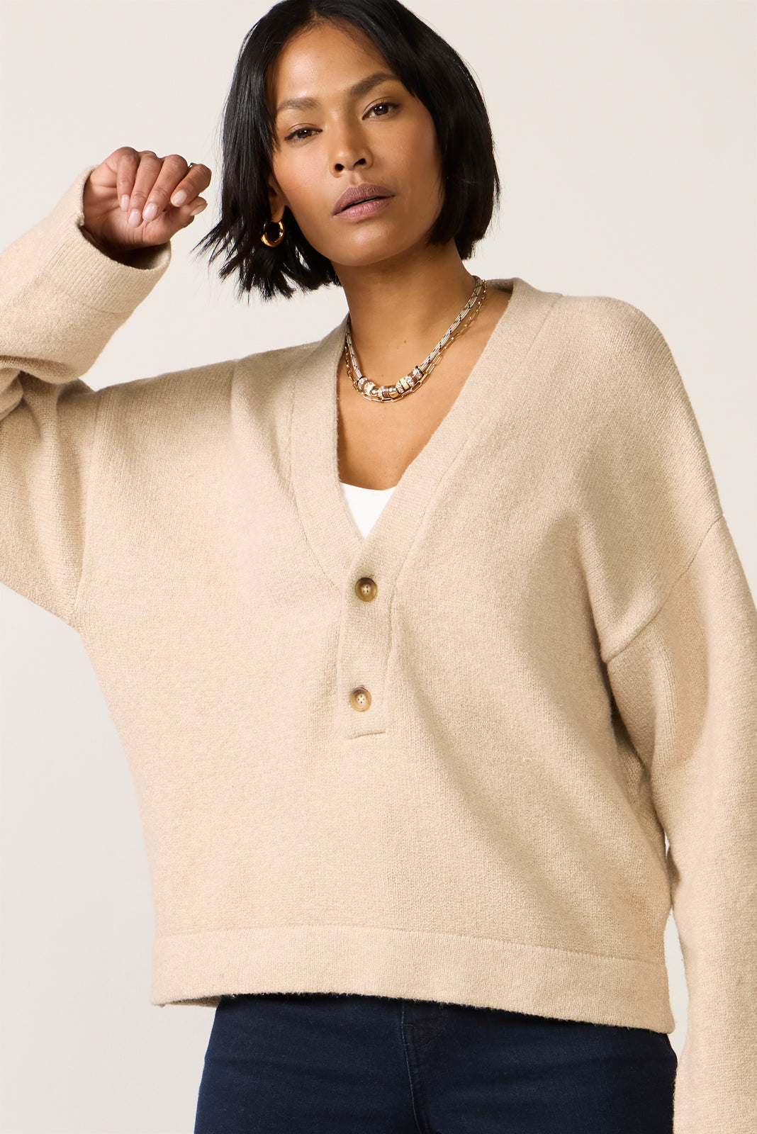 Jackson V Neck Popover