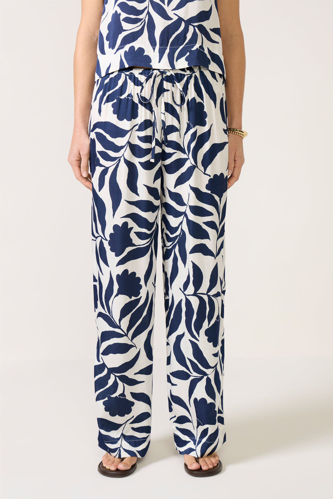 Drawcord Flowy Pant
