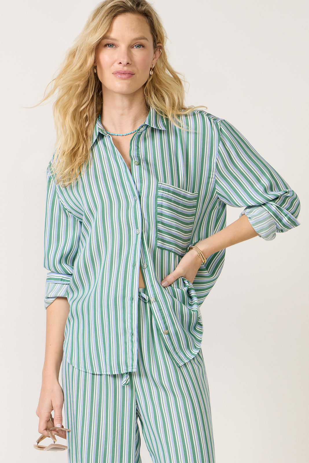 ミュージシャン FALILV by FaLiLV OVERSIZED BUTTONDOWN FALILV by FaLiLV OVERSIZED BUTTONDOWN 【公式通販】