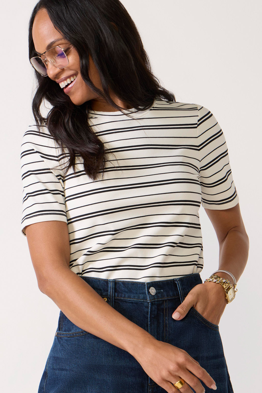 Short Sleeve Crewneck Elbow Tee