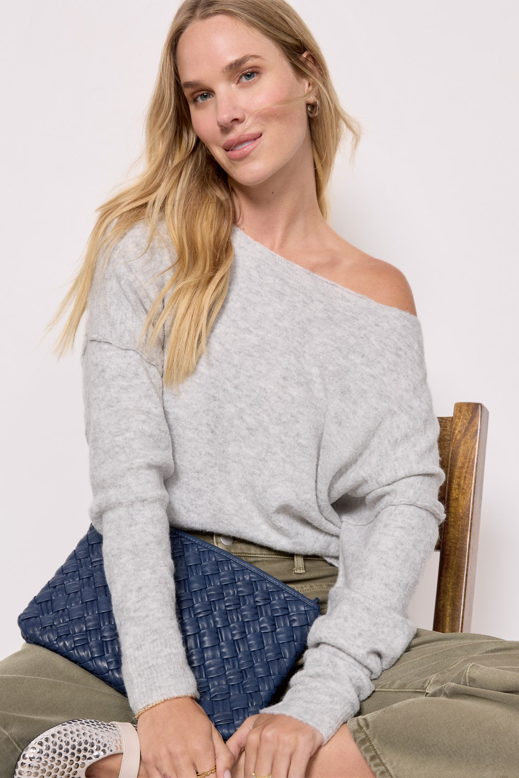 Jessie Off Shoulder Pullover